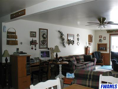 209 South Taylor Road Garrett, IN 46738 - Photo 3 of 14 Gallery Image 3