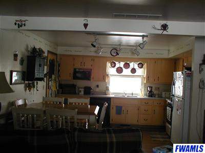 209 South Taylor Road Garrett, IN 46738 - Photo 4 of 14 Gallery Image 4