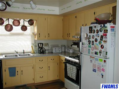 209 South Taylor Road Garrett, IN 46738 - Photo 5 of 14 Gallery Image 5