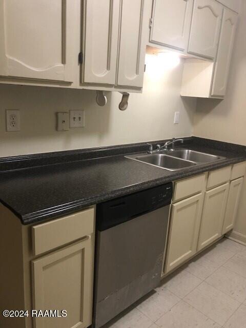 109 Rue Royale, Unit A Lafayette, LA 70507 - Photo 5 of 13 Kitchen