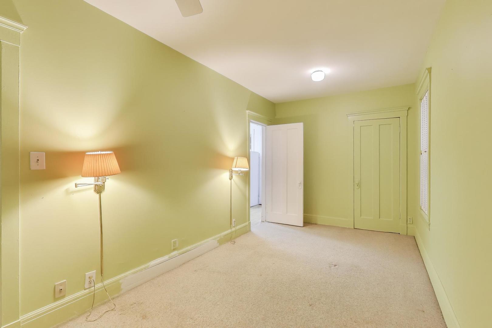 2245 West Giddings Street Chicago, IL 60625 - Photo 14 of 50 a view of an empty room