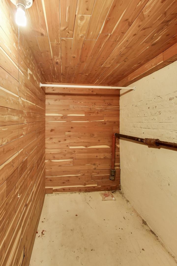 2245 West Giddings Street Chicago, IL 60625 - Photo 40 of 50 a view of an empty room