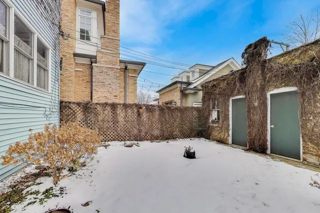 $875,000 | 2245 West Giddings Street, Chicago, IL 60625