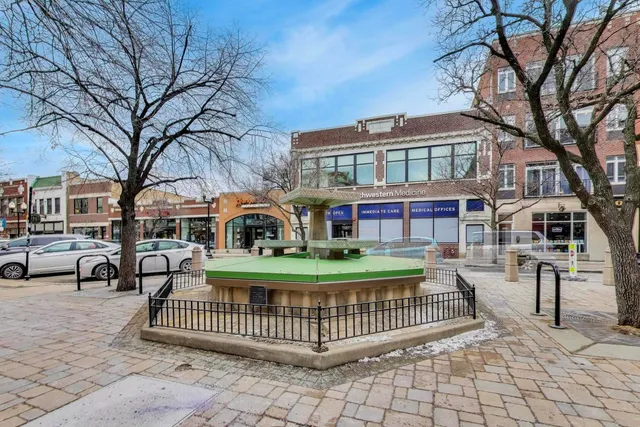 $875,000 | 2245 West Giddings Street, Chicago, IL 60625