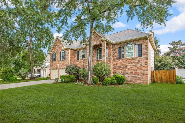 $299,000 | 23026 Eastgate Village Drive, Spring, TX 77373