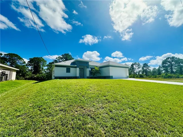 $2,200 | 771 Gaylord Avenue South, Lehigh Acres, FL 33974