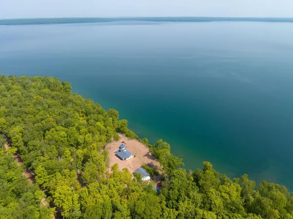 $649,500 | 3756 North Shore Road, La Pointe, WI 54850