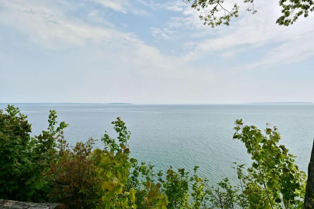 $649,500 | 3756 North Shore Road, La Pointe, WI 54850