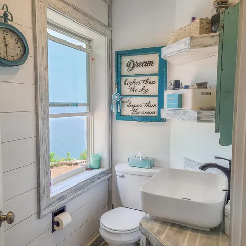 $649,500 | 3756 North Shore Road, La Pointe, WI 54850