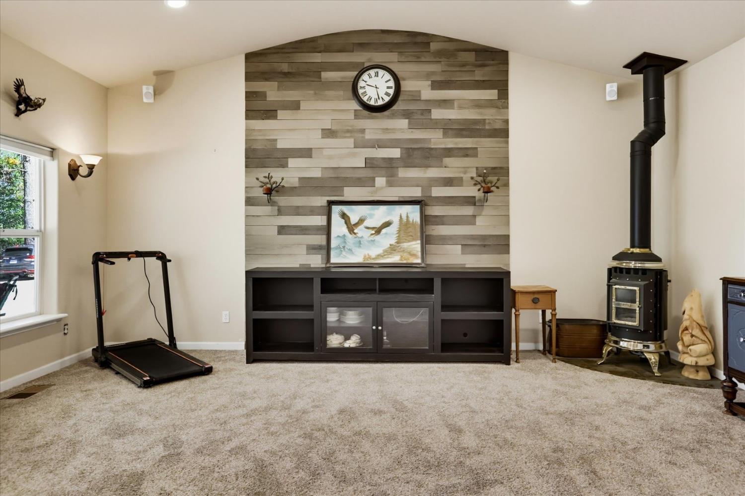 665 Gladycon Road Colfax, CA 95713 - Photo 8 of 57