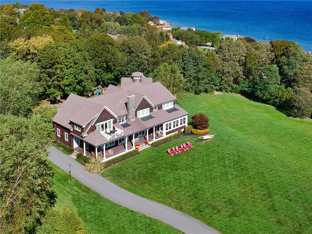 136 Eastover Road Portsmouth, RI 02871 - Photo 1 of 37 Gallery Image 1