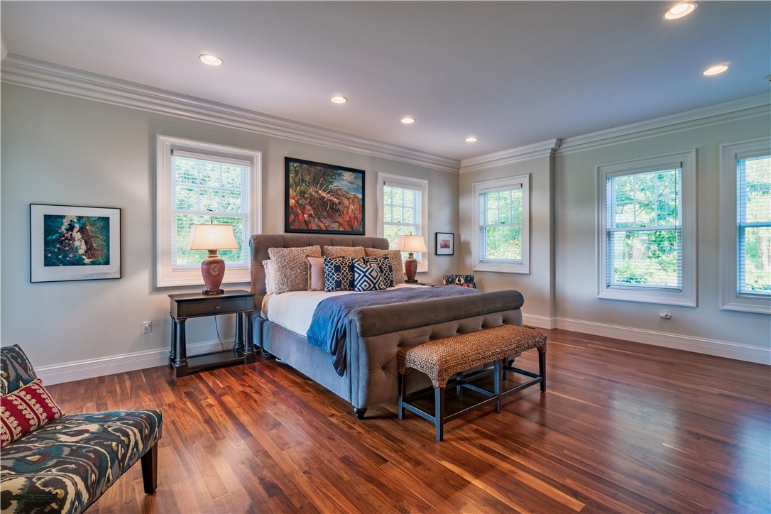 136 Eastover Road Portsmouth, RI 02871 - Photo 18 of 37 Gallery Image 18