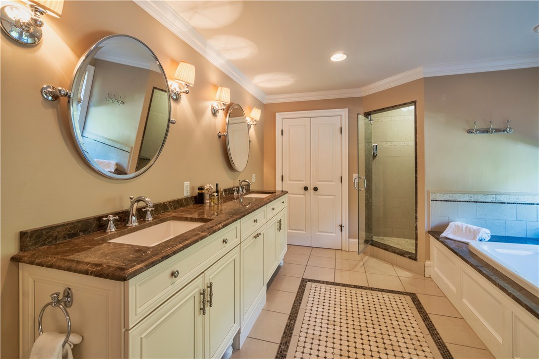 136 Eastover Road Portsmouth, RI 02871 - Photo 28 of 37 Gallery Image 28