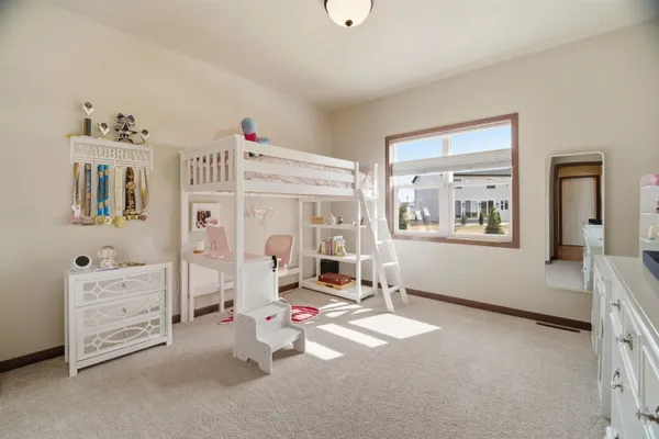 $549,900 | 2875 East Turquoise Lane, Appleton, WI 54913