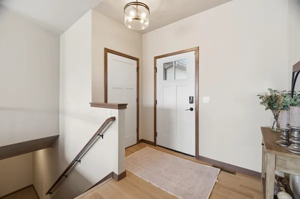 $549,900 | 2875 East Turquoise Lane, Appleton, WI 54913