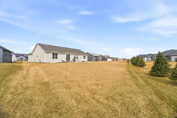 $549,900 | 2875 East Turquoise Lane, Appleton, WI 54913