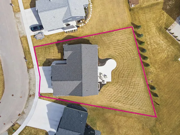 $549,900 | 2875 East Turquoise Lane, Appleton, WI 54913