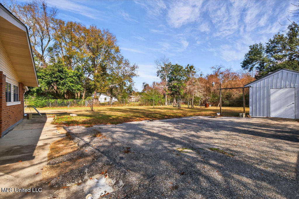 596 Tegarden Road Gulfport, MS 39507 - Photo 26 of 35 596TegardenRd-Backyard