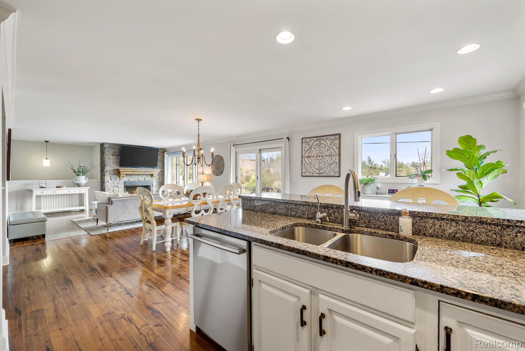 1125 East Gunn Road Rochester, MI 48306 - Photo 12 of 51 Gallery Image 12