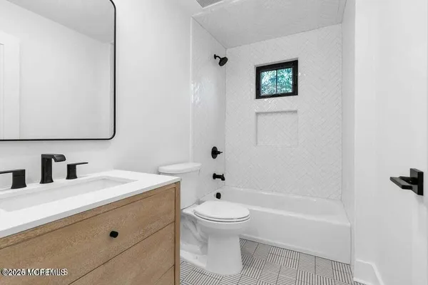 $4,500 | 514 River Road, Unit 514, Fair Haven, NJ 07704