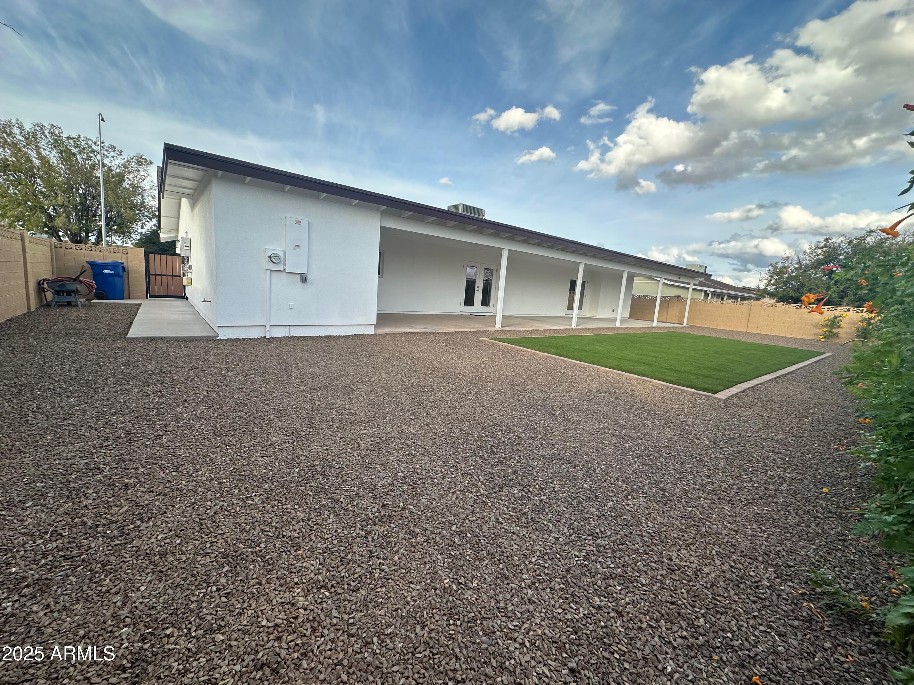 2329 East Enrose Street Mesa, AZ 85213 - Photo 29 of 30 a view of outdoor space and yard