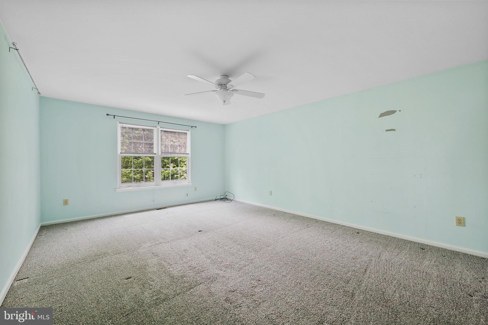 19 Pear Tree Place Sewell, NJ 08080 - Photo 30 of 47 an empty room with windows and closet
