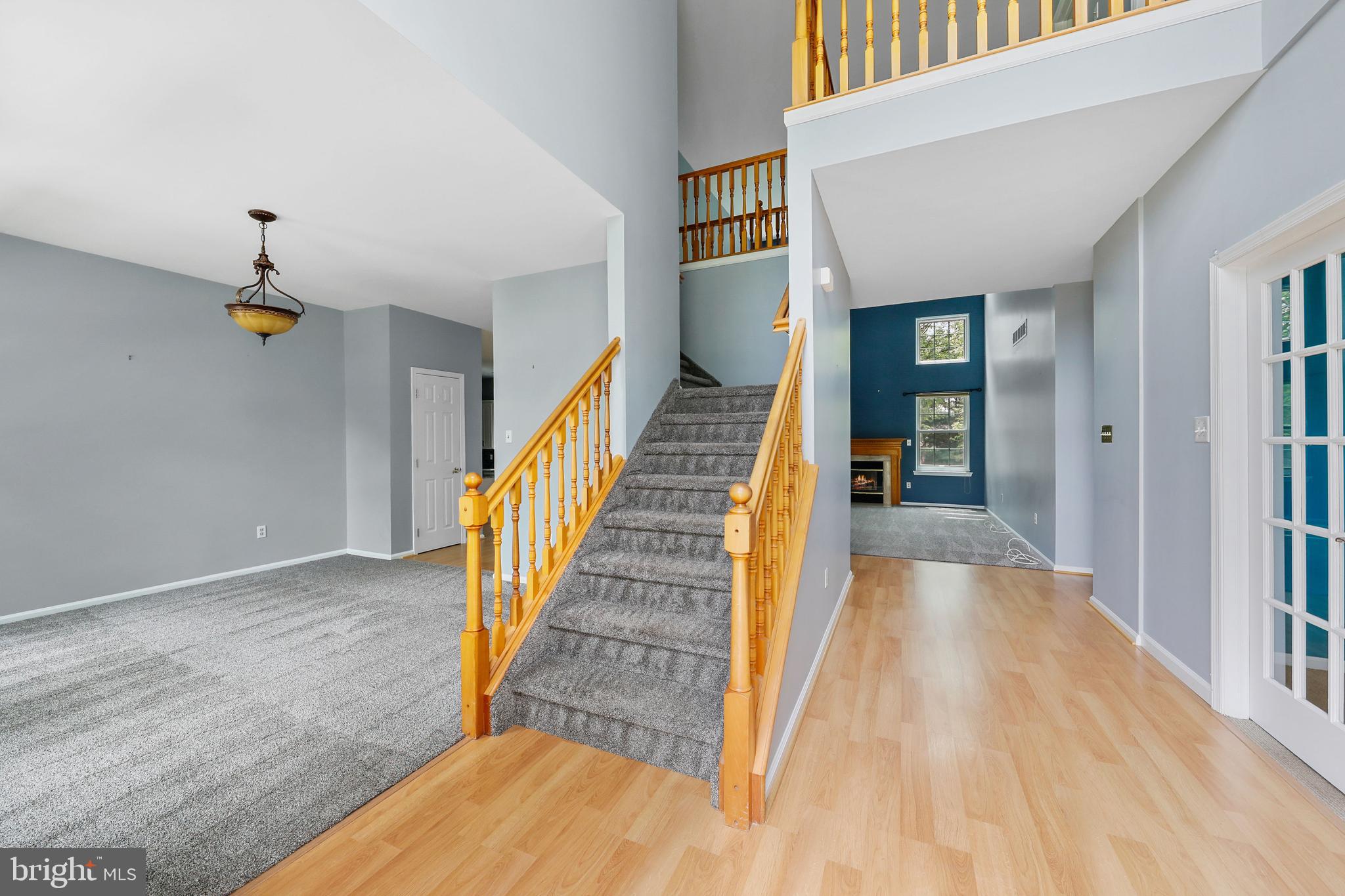 19 Pear Tree Place Sewell, NJ 08080 - Photo 4 of 47 a view of an entryway