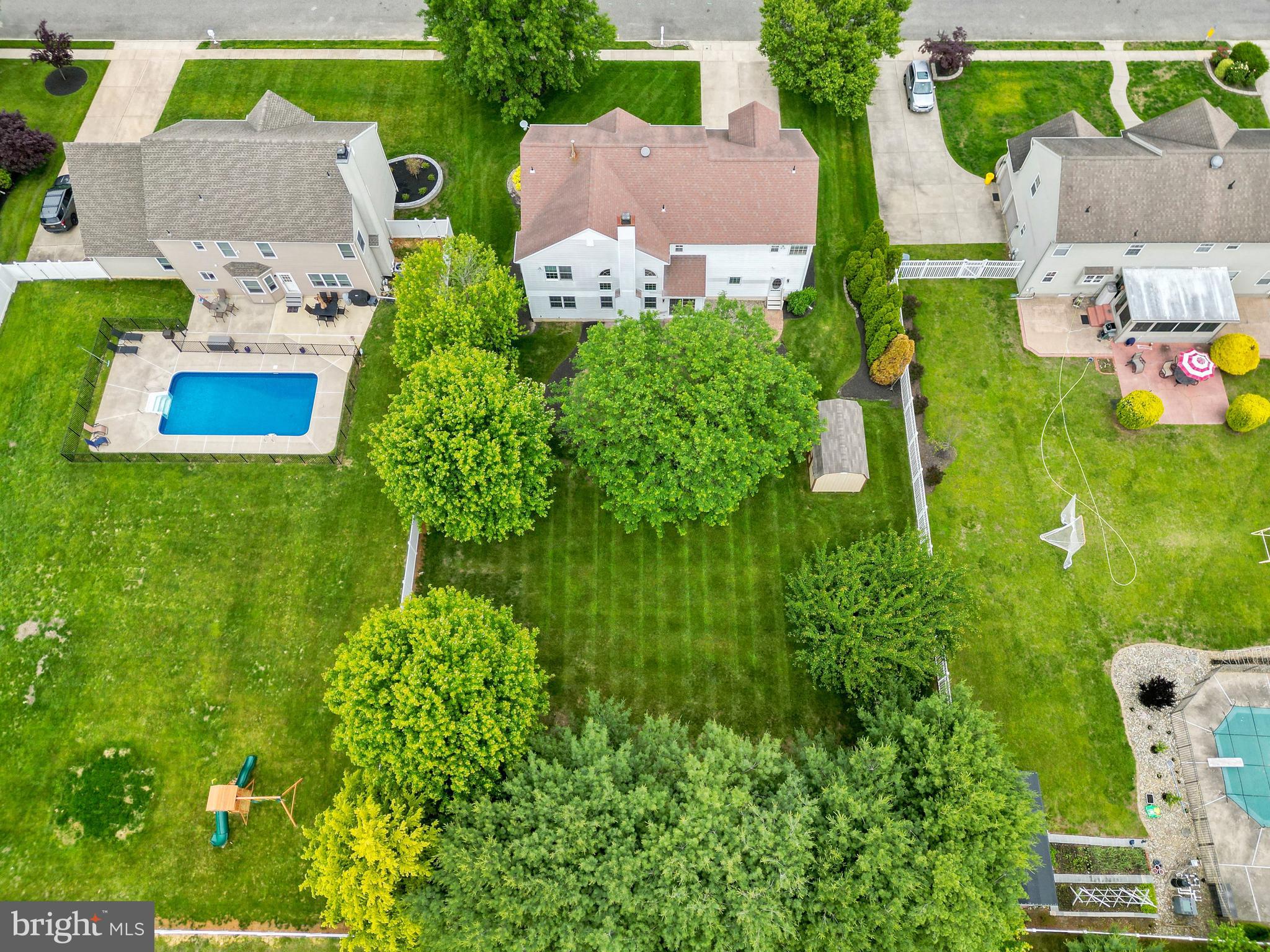 19 Pear Tree Place Sewell, NJ 08080 - Photo 47 of 47 an aerial view of a house with a garden