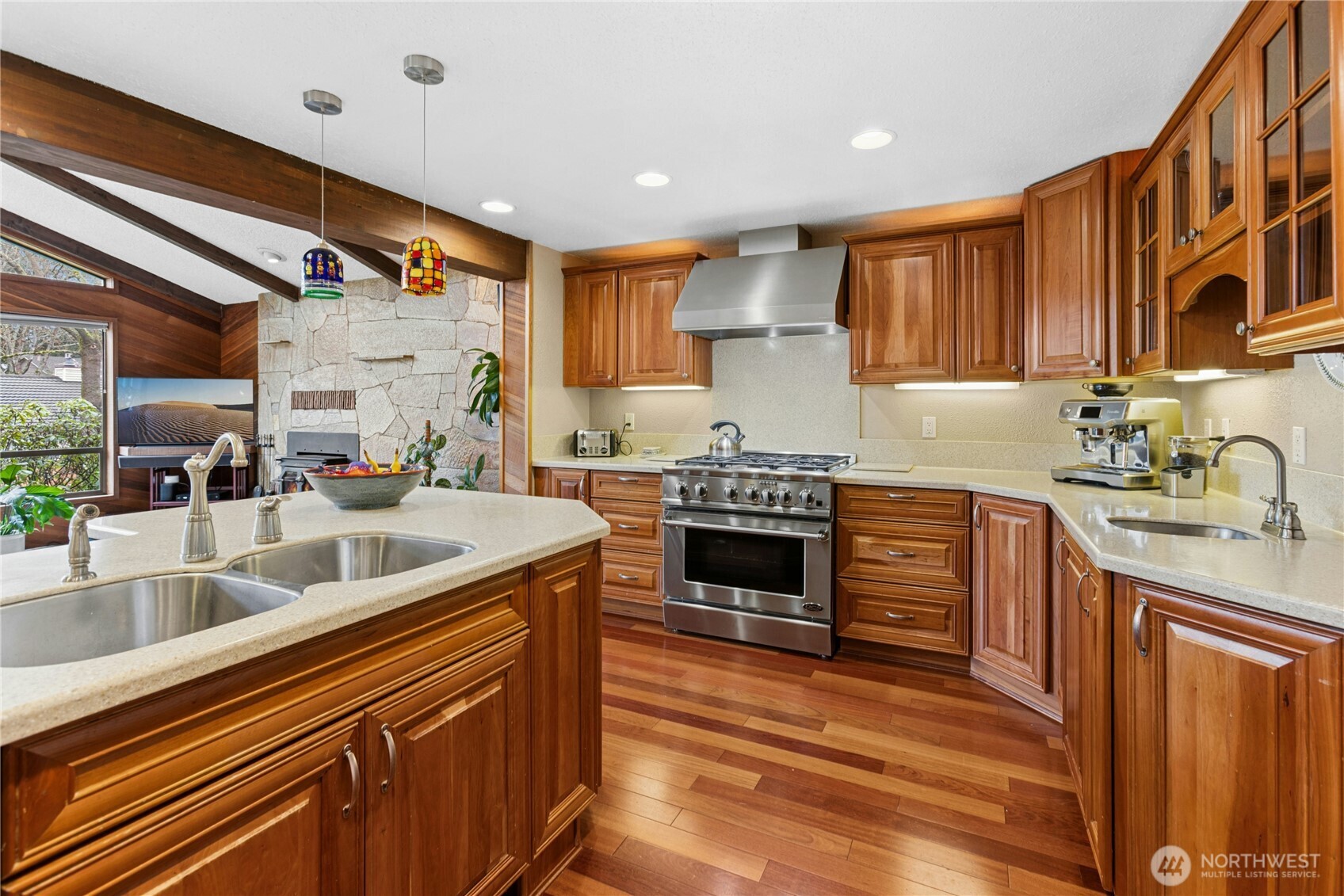 15716 Southeast 168th Street Renton, WA 98058 - Photo 13 of 34
