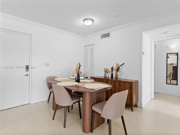 $2,600 | 4460 Northwest 107th Avenue, Unit 3048, Doral, FL 33178