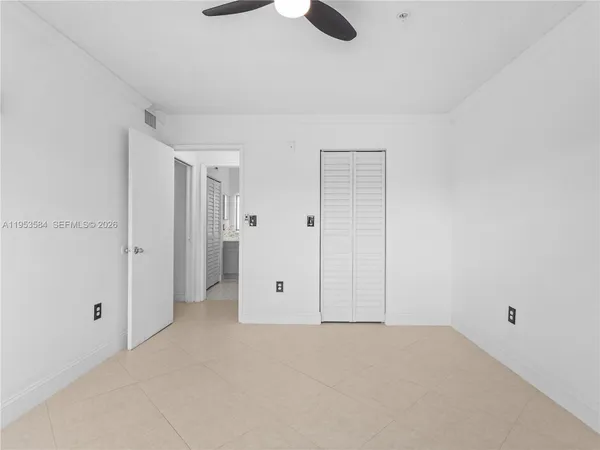 $2,600 | 4460 Northwest 107th Avenue, Unit 3048, Doral, FL 33178