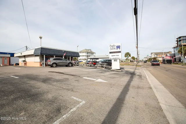 $2,200,000 | 109 Sumter Avenue, Carolina Beach, NC 28428