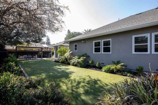 $5,395,000 | 520 East Edith Avenue, Los Altos, CA 94022