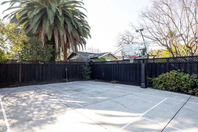 $5,395,000 | 520 East Edith Avenue, Los Altos, CA 94022