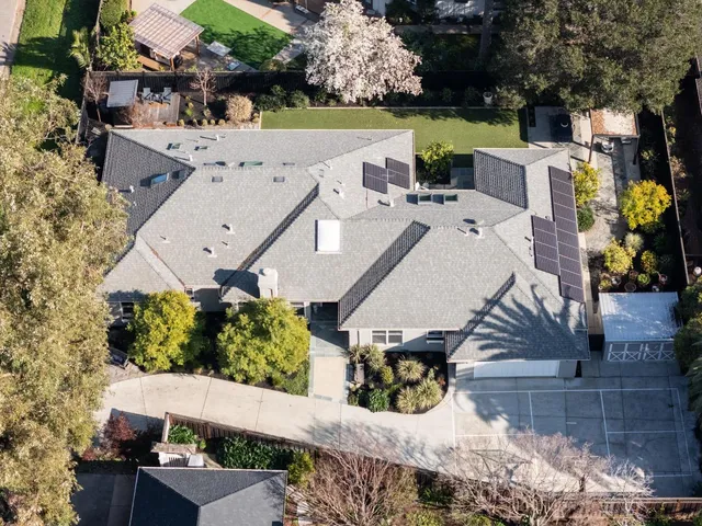 $5,395,000 | 520 East Edith Avenue, Los Altos, CA 94022