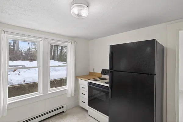 $1,250,000 | 8-10 Bayview Lane, Kittery, ME 03904