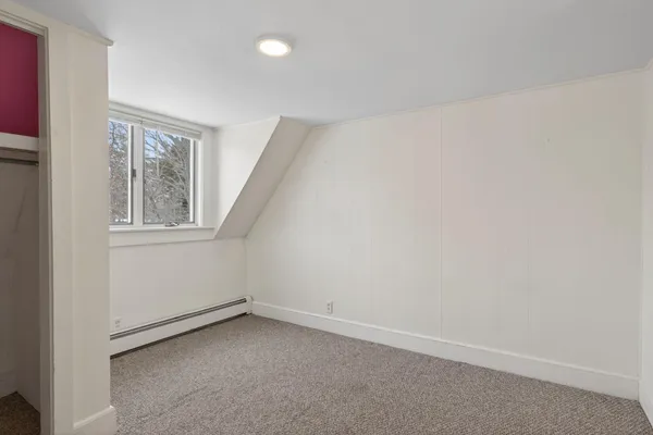 $1,250,000 | 8-10 Bayview Lane, Kittery, ME 03904