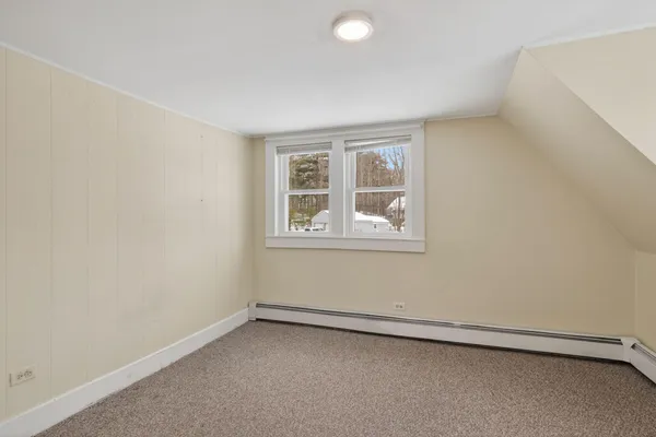 $1,250,000 | 8-10 Bayview Lane, Kittery, ME 03904