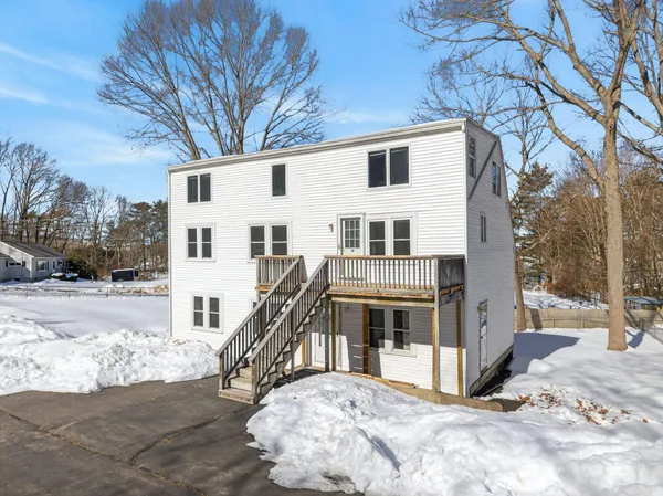 $1,250,000 | 8-10 Bayview Lane, Kittery, ME 03904