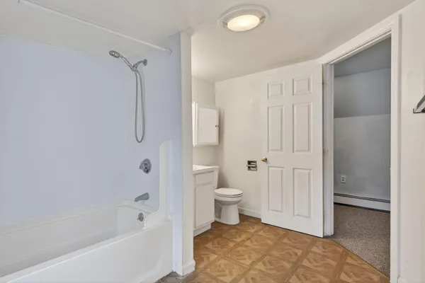$1,250,000 | 8-10 Bayview Lane, Kittery, ME 03904