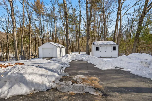 $1,250,000 | 8-10 Bayview Lane, Kittery, ME 03904