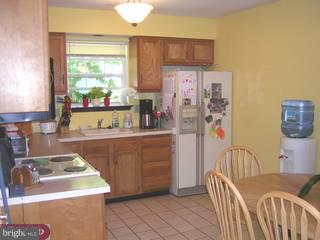 37 Hillside Road New Castle, DE 19720 - Photo 3 of 6