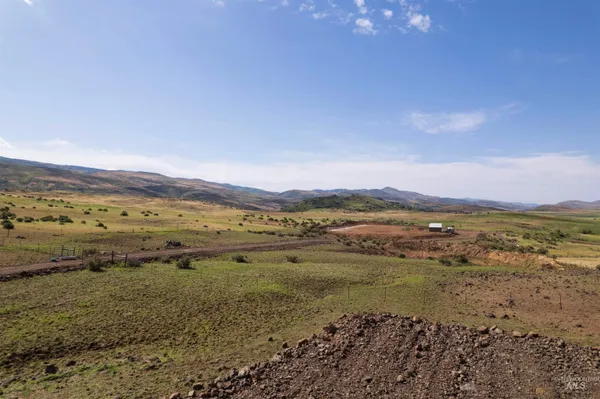 $295,000 | 20750 Sweet Ola Highway, Ola, ID 83657