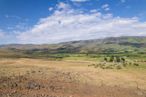 $295,000 | 20750 Sweet Ola Highway, Ola, ID 83657