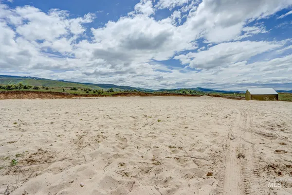 $295,000 | 20750 Sweet Ola Highway, Ola, ID 83657