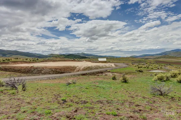 $295,000 | 20750 Sweet Ola Highway, Ola, ID 83657