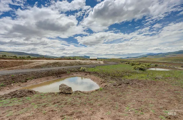 $295,000 | 20750 Sweet Ola Highway, Ola, ID 83657