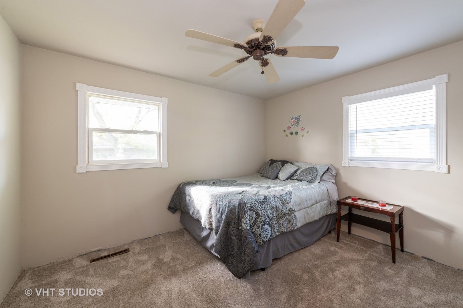 630 Clover Road Wauconda, IL 60084 - Photo 4 of 10