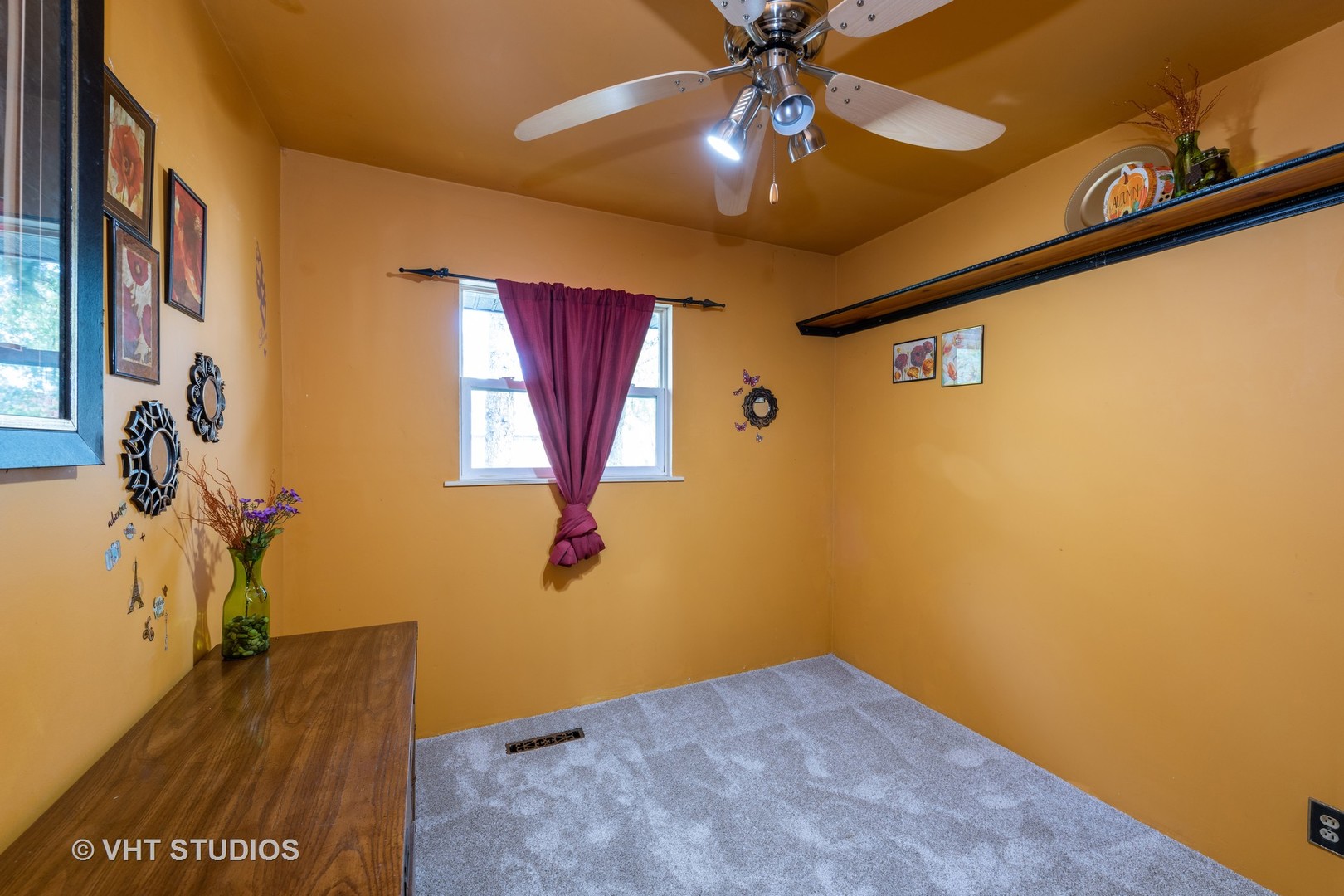 630 Clover Road Wauconda, IL 60084 - Photo 6 of 10