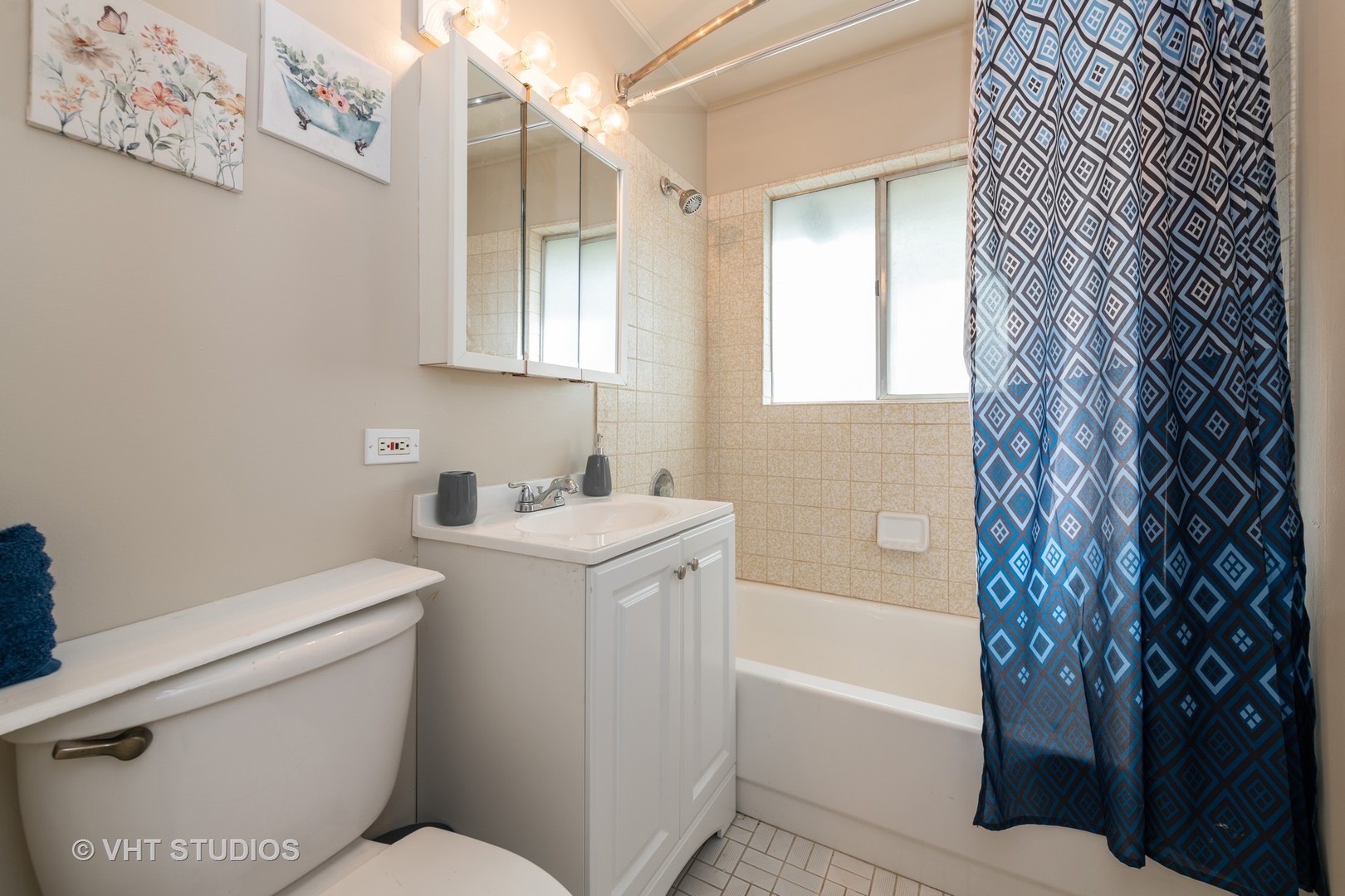 630 Clover Road Wauconda, IL 60084 - Photo 9 of 10